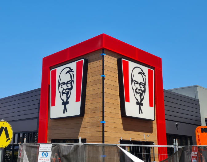 sign install rockhampton 2