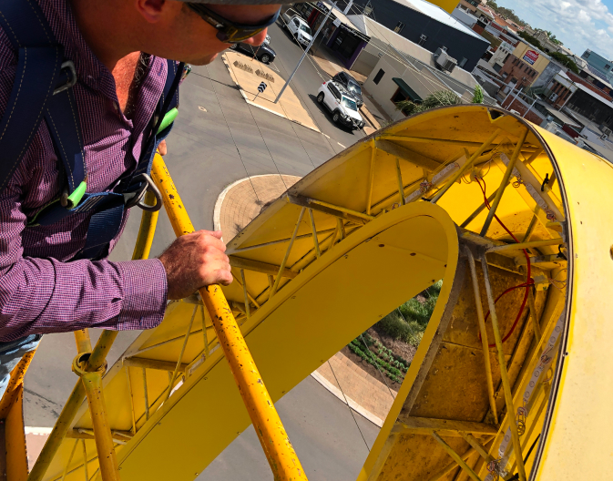 sign restoration hervey bay